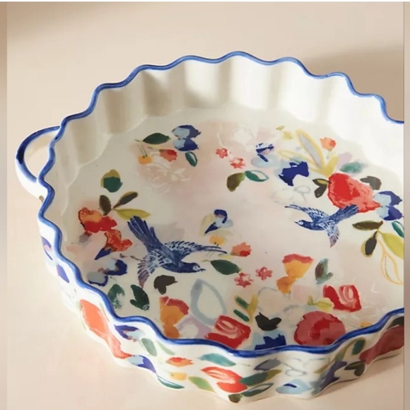 ISO!!!!!!!!!!!!!!👀.           Anthropologie Luna Bakeware Pie Dish - Picture 1 of 1